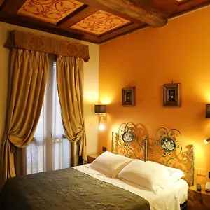 Delle Drapperie 3*, Bologna Italia