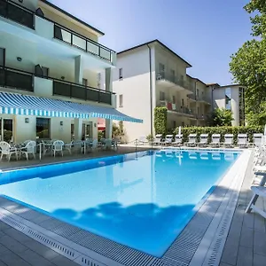 Athena 3*, Cervia Italia